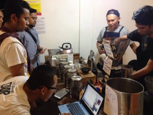 Klinik kopi di Jagongan Media Rakyat