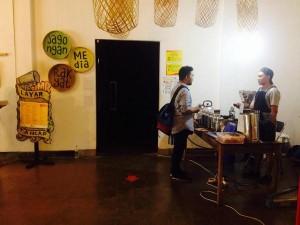 Klinik kopi di Jagongan Media Rakyat
